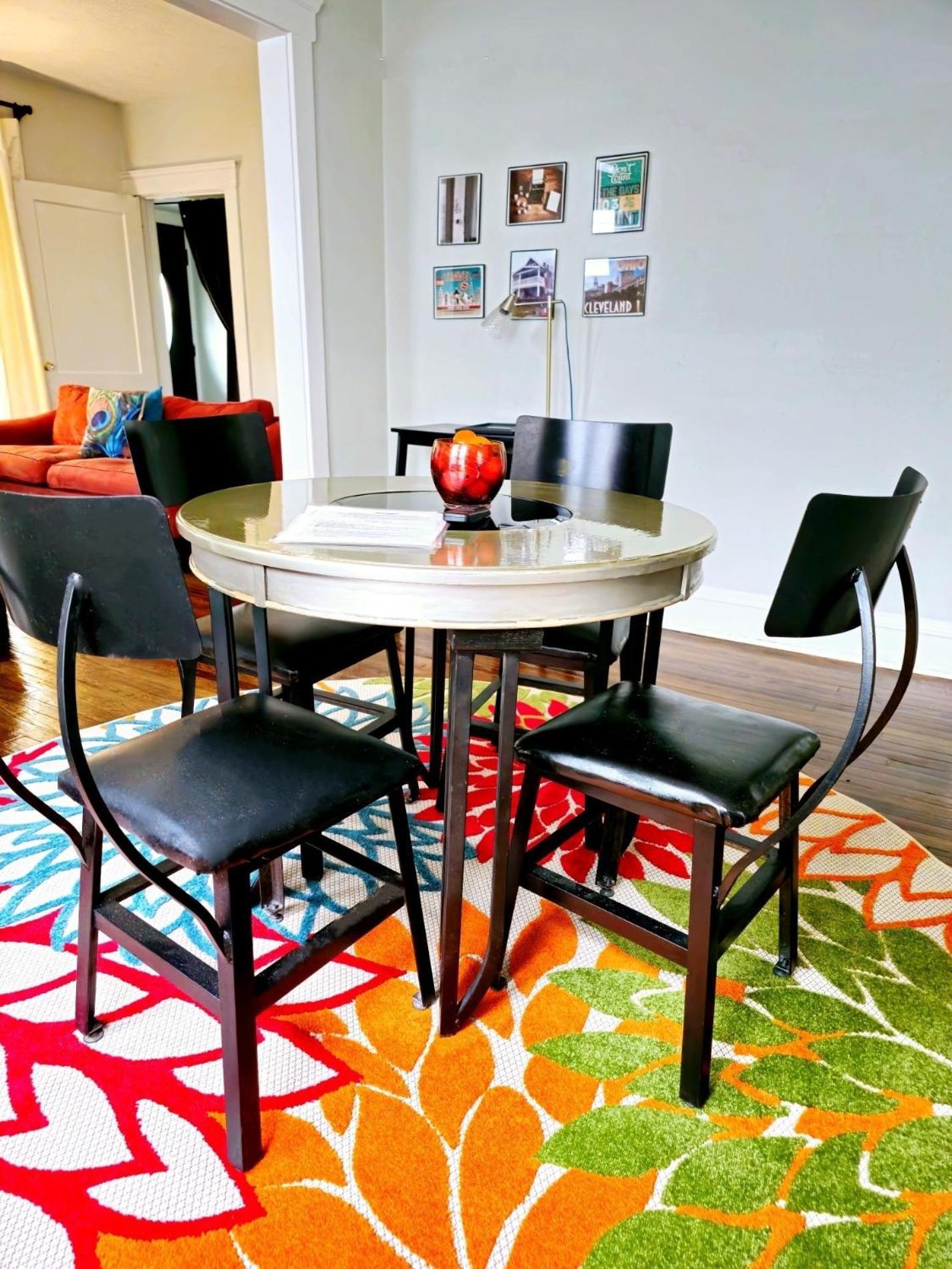 Вилла Charming! Near Cle Clinic/Uh/Cwru/Dwntwn W/Porch Кливленд Экстерьер фото
